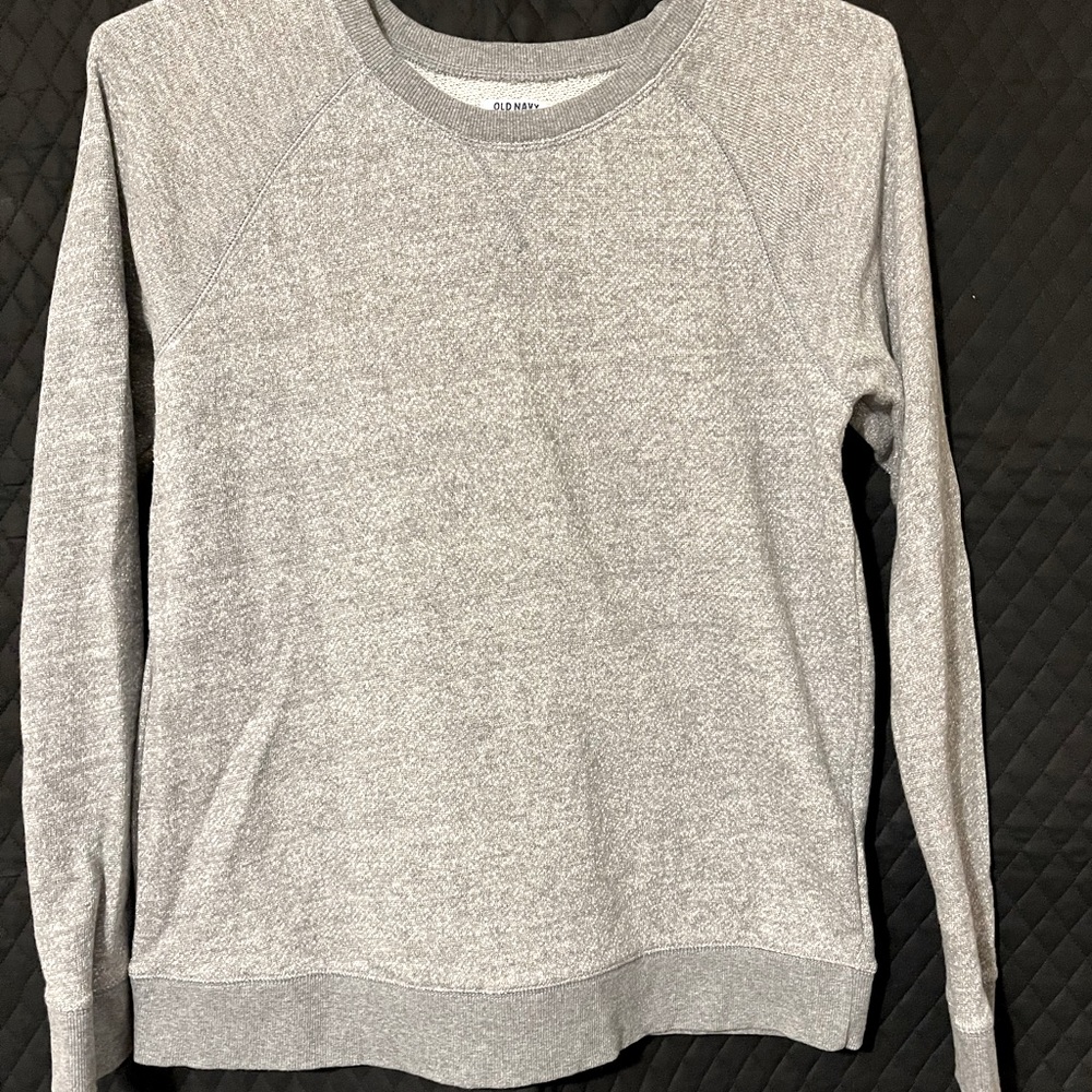 Gray/Silver Glitter Old Navy Long Sleeve crew neck sweater. Size Large.